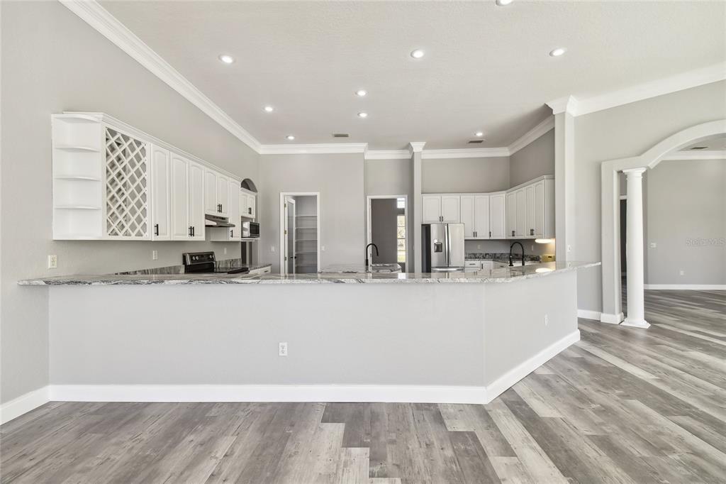 6644 Country Club Road Wesley Chapel, FL 33544 - Photo 14 of 75