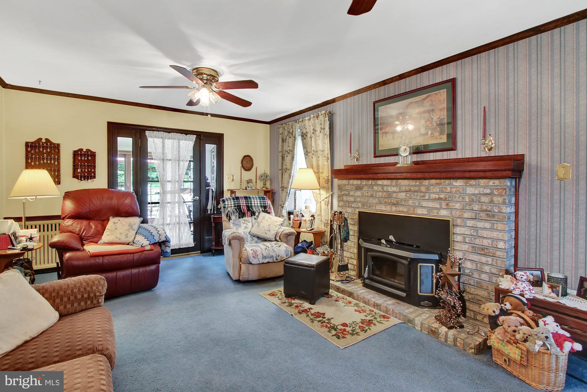 2221 Morgantown Road Reading, PA 19607 - Photo 2 of 23 Gallery Image 2