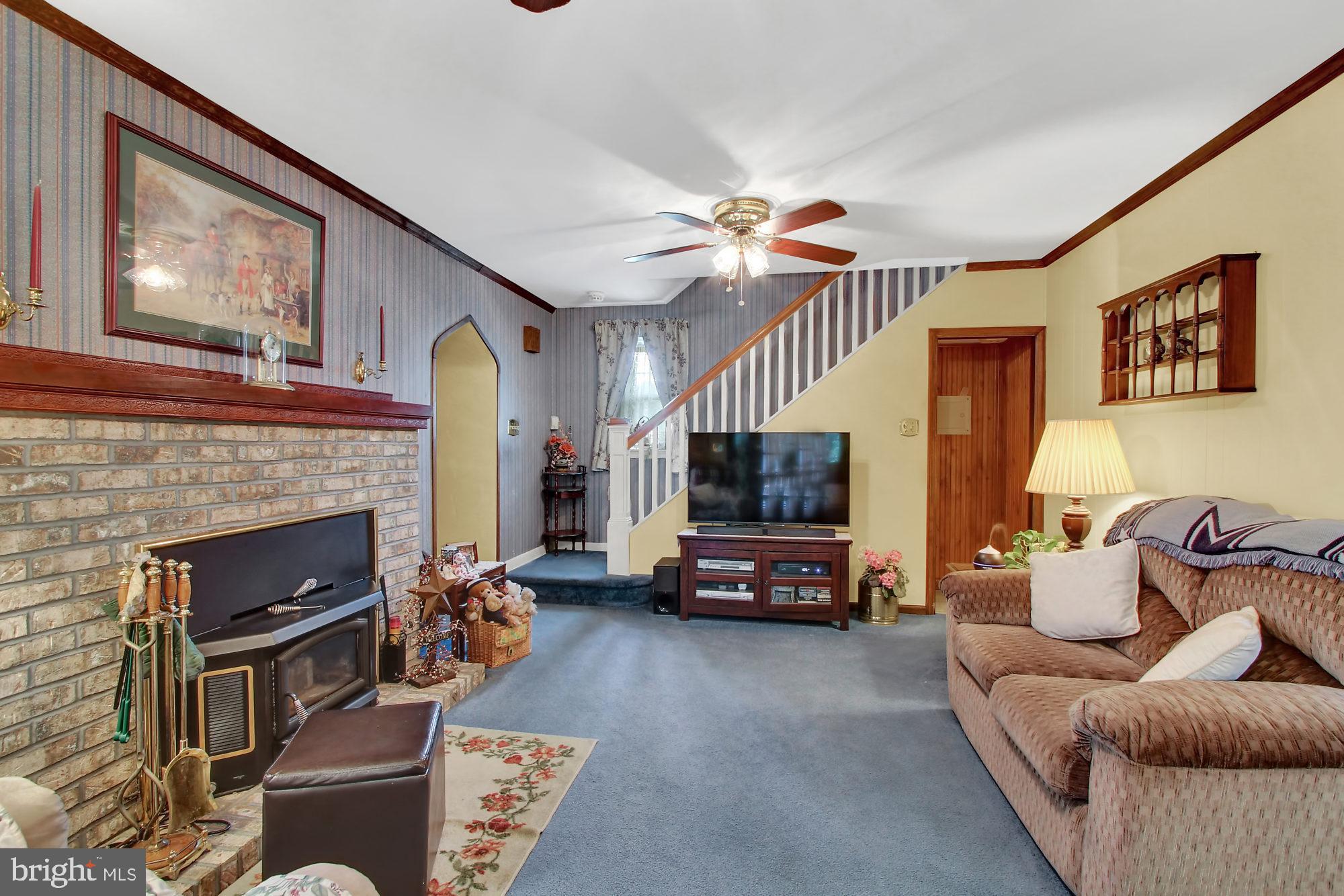 2221 Morgantown Road Reading, PA 19607 - Photo 3 of 23 Gallery Image 3