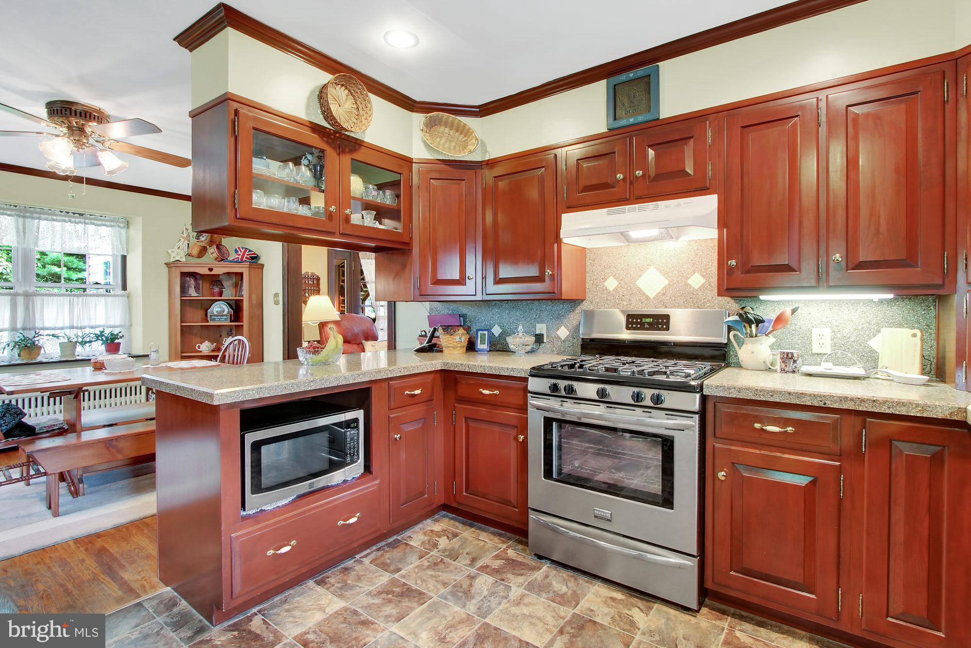 2221 Morgantown Road Reading, PA 19607 - Photo 7 of 23 Gallery Image 7