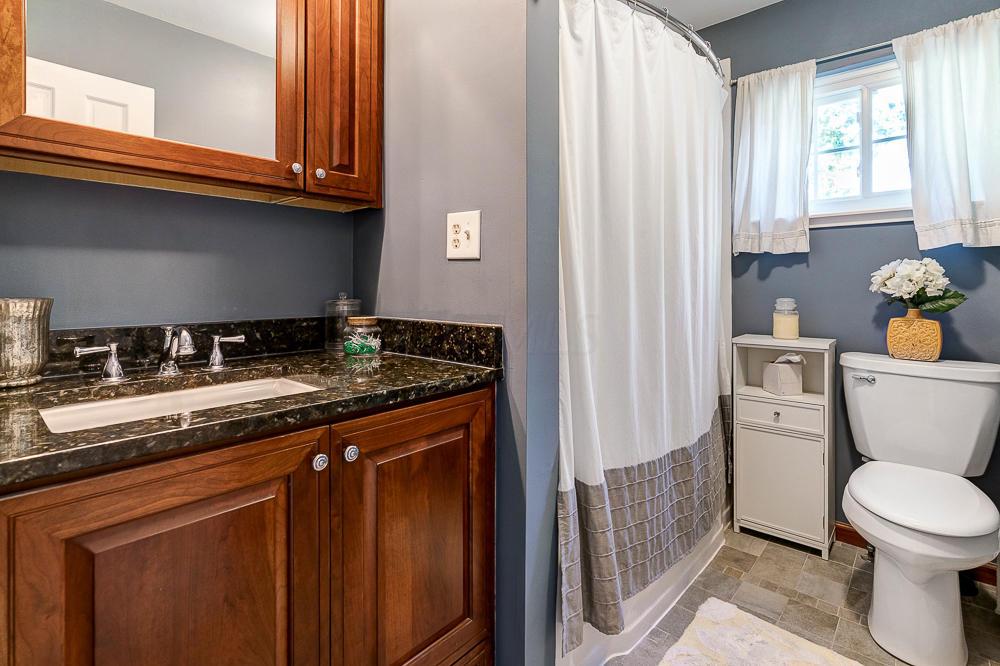 2132 Ridgecliff Road Columbus, OH 43221 - Photo 18 of 34