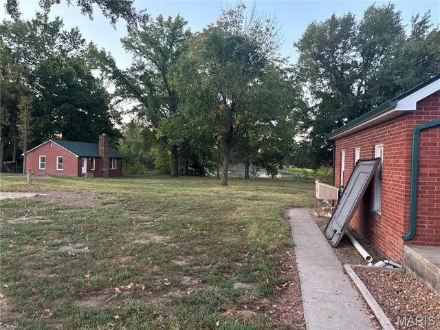 $219,000 | 2128 North Market Street, Sparta, IL 62286