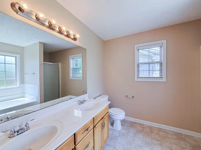 $1,600 | 625 Wolfchase Drive, Clarksville, TN 37042