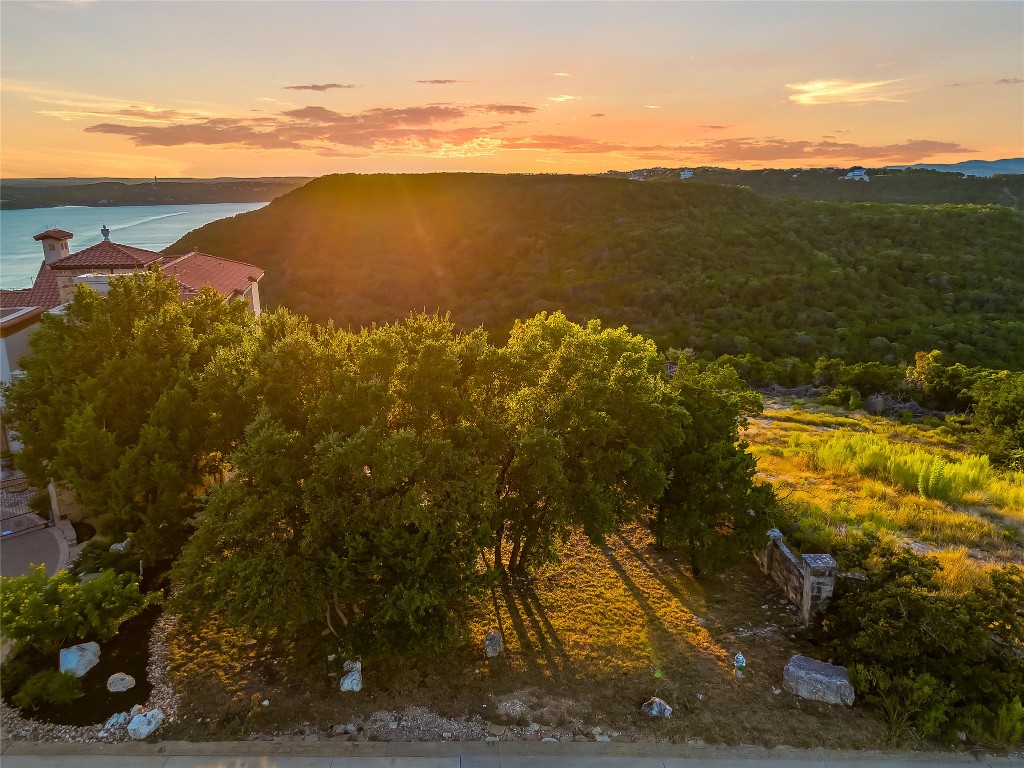 7116 Cielo Azul Pass Austin, TX 78732 - Photo 7 of 19