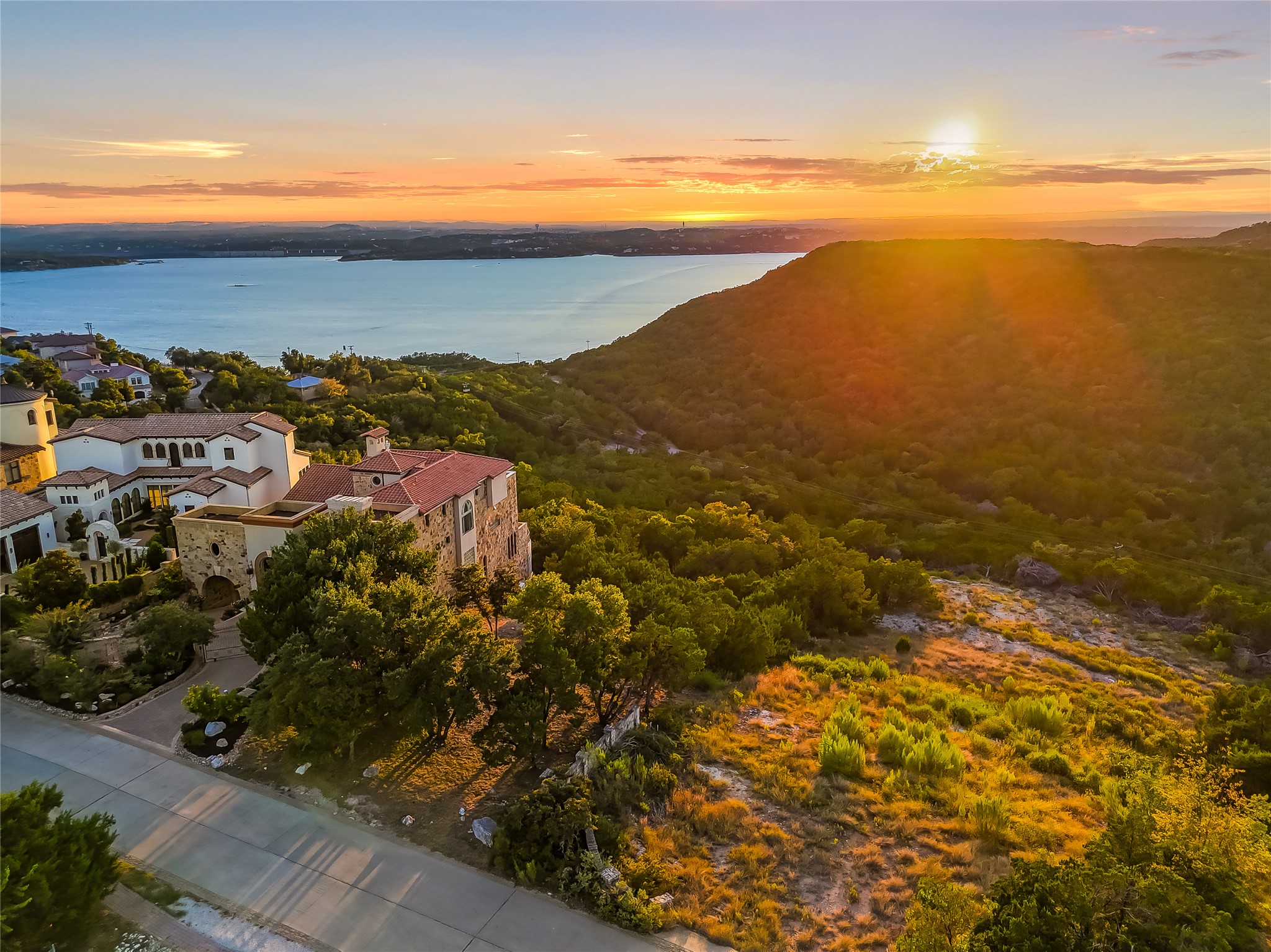 7116 Cielo Azul Pass Austin, TX 78732 - Photo 8 of 19