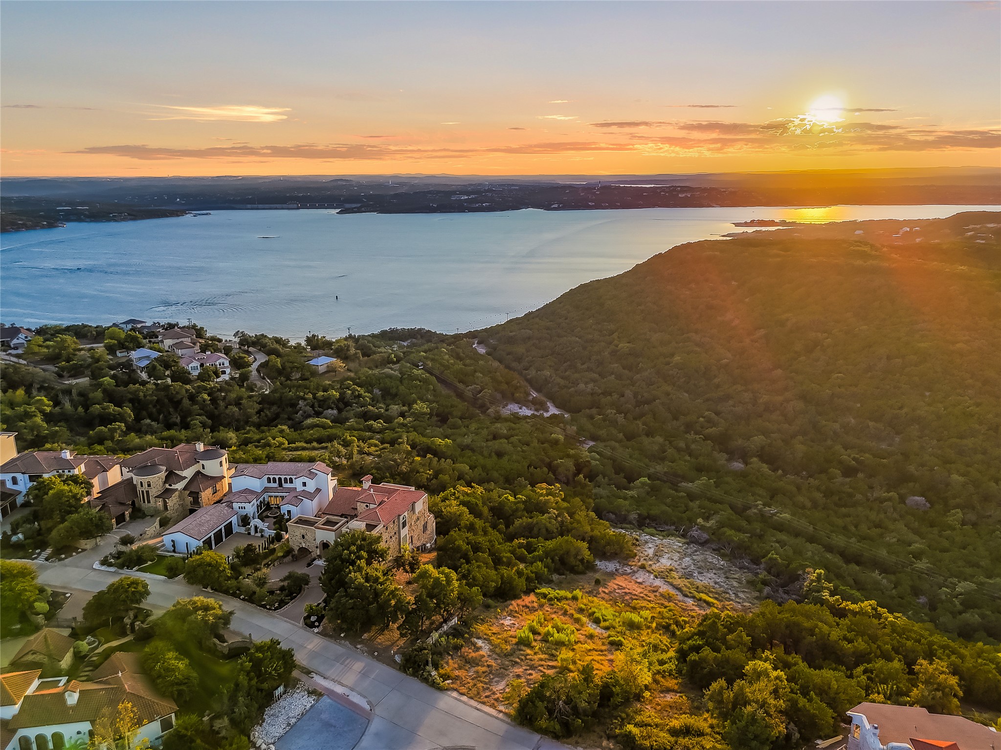 7116 Cielo Azul Pass Austin, TX 78732 - Photo 10 of 19