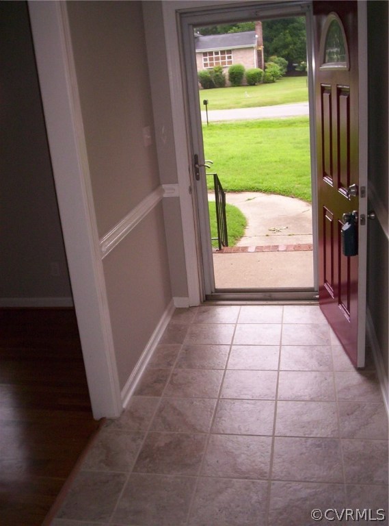 4701 Fairway Road Petersburg, VA 23803 - Photo 8 of 13 Tiled foyer