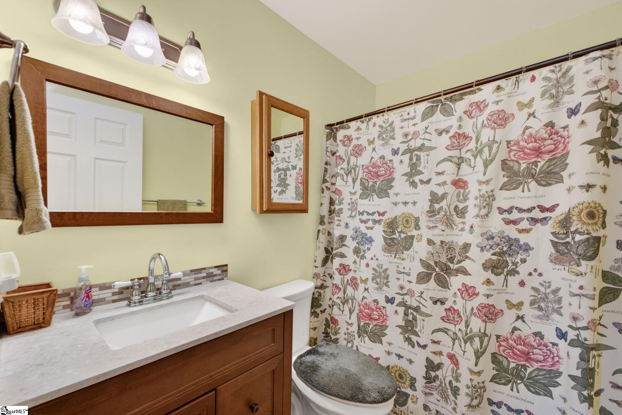 131 Ossie Hayes Road Pickens, SC 29671 - Photo 14 of 31