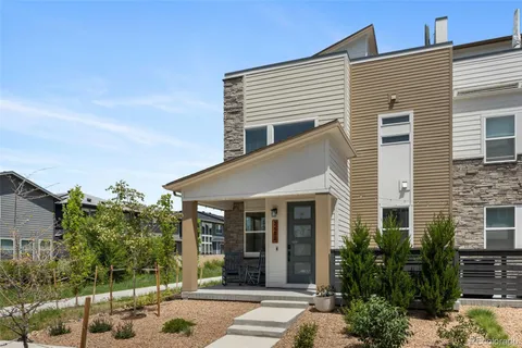 $690,000 | 2682 West 68th Drive, Denver, CO 80221