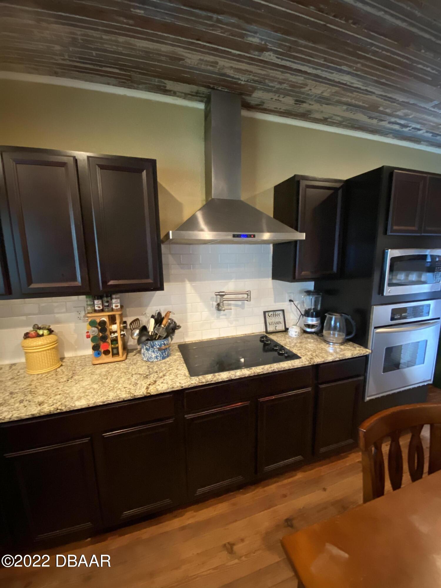 12116 Lane Park Road Tavares, FL 32778 - Photo 13 of 58 7031CBC7-E17B-4719-A67C-10C21F8B5B91