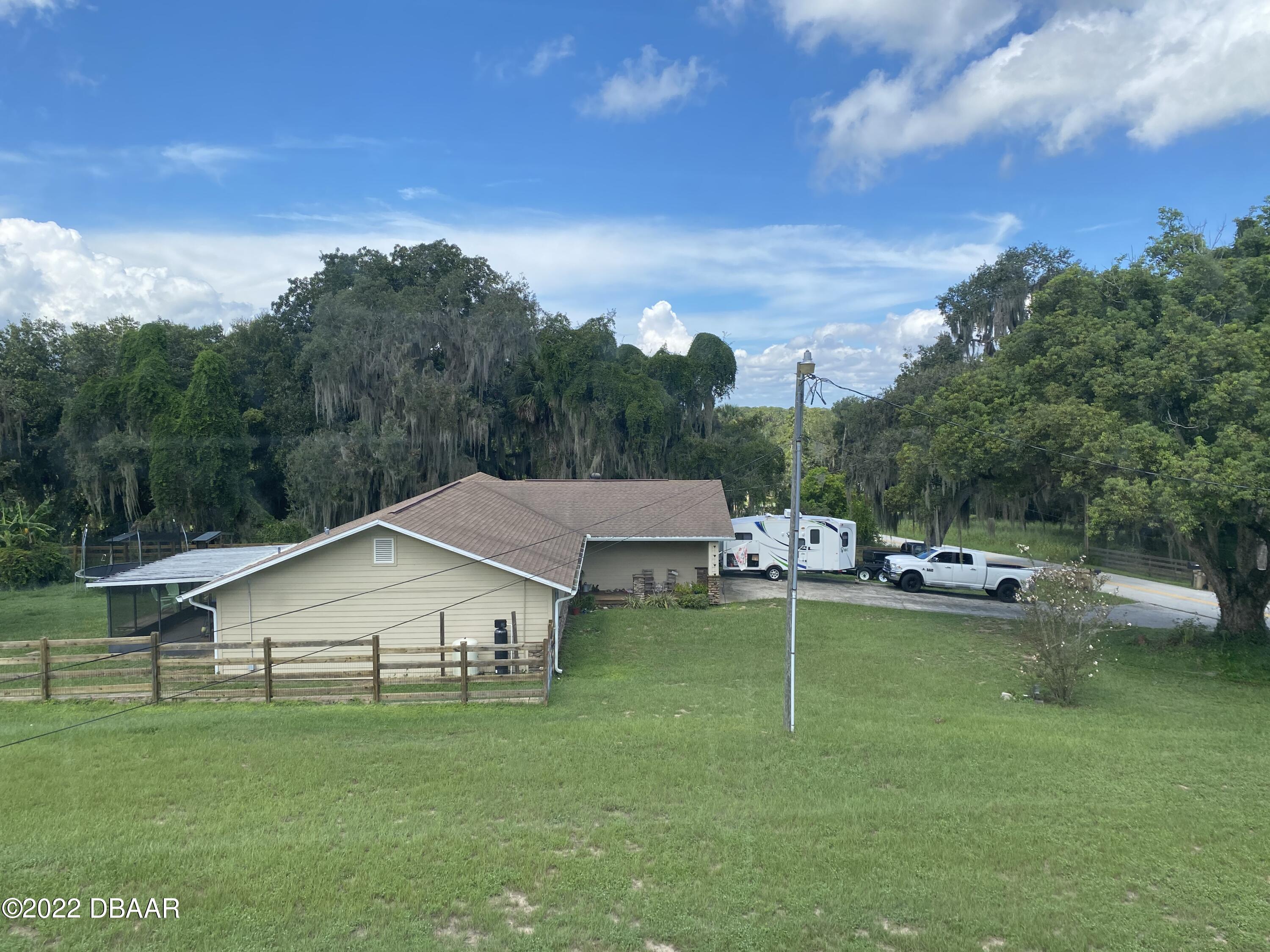 12116 Lane Park Road Tavares, FL 32778 - Photo 20 of 58 CCB355DB-AF84-4A50-85EA-597DCA0D9840