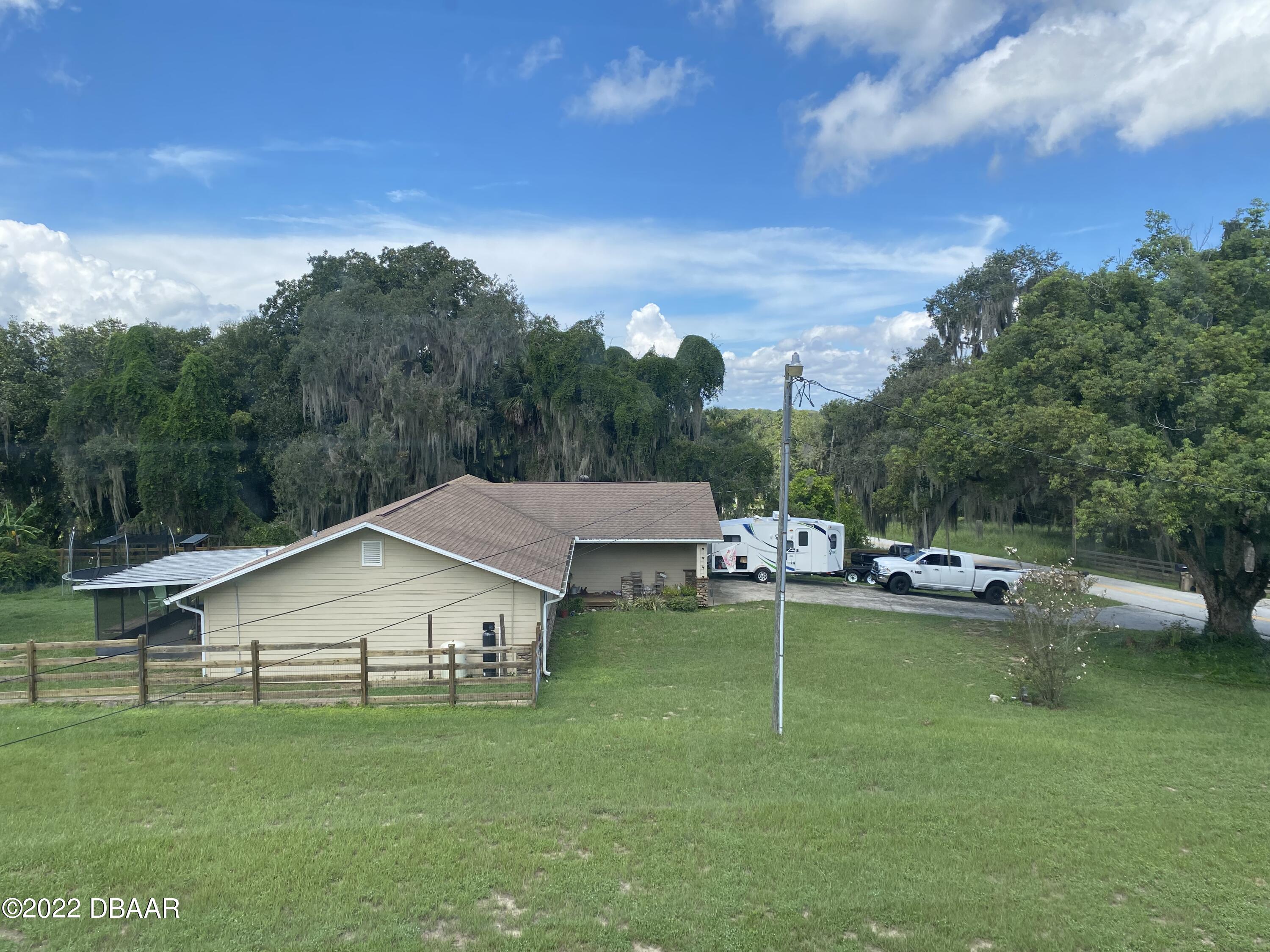 12116 Lane Park Road Tavares, FL 32778 - Photo 21 of 58 01B0D88E-9FE0-4A2A-91E4-5BE423C1B464