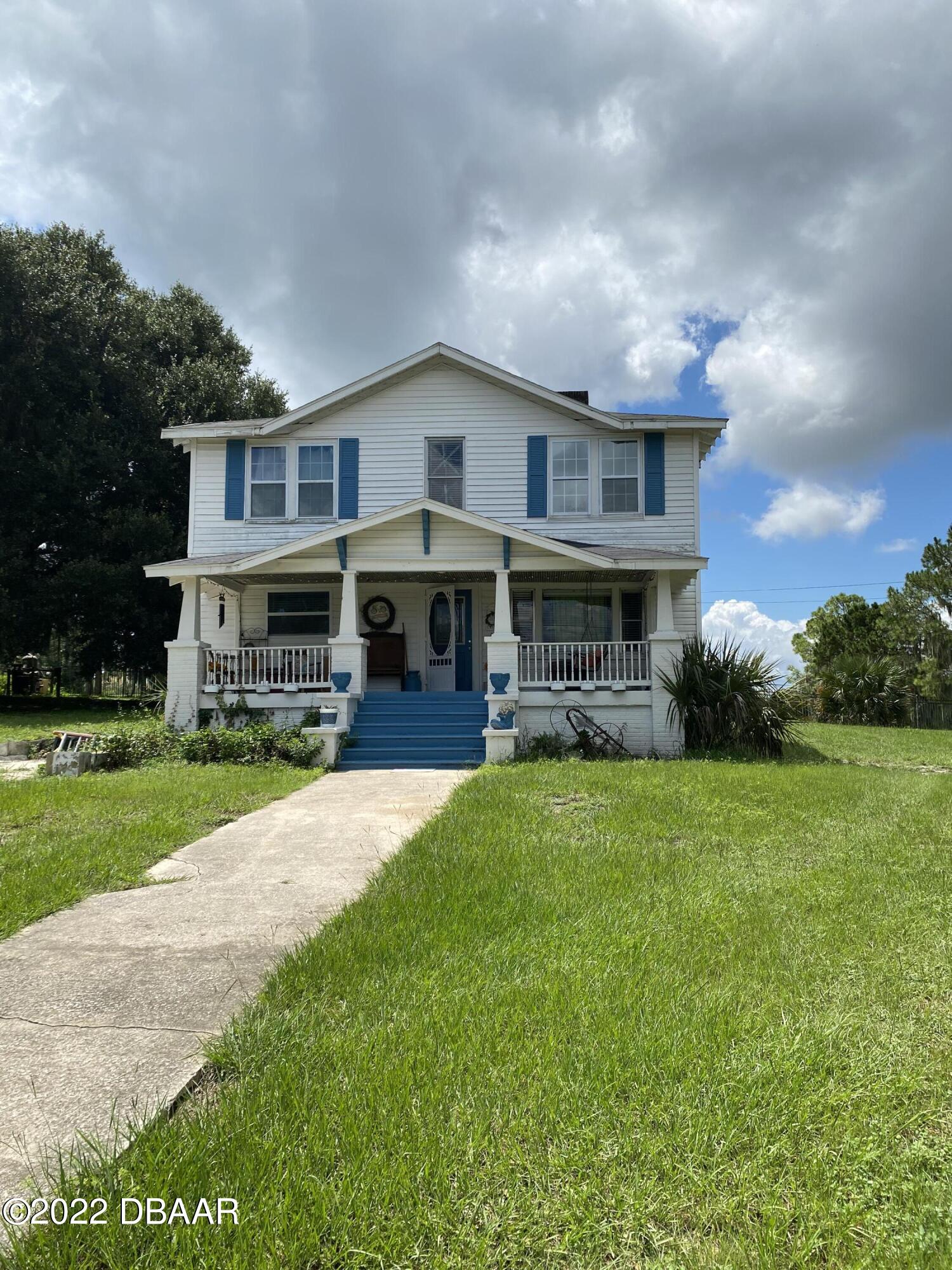 12116 Lane Park Road Tavares, FL 32778 - Photo 7 of 58 FB95E95A-847B-4888-AF75-108B21112007