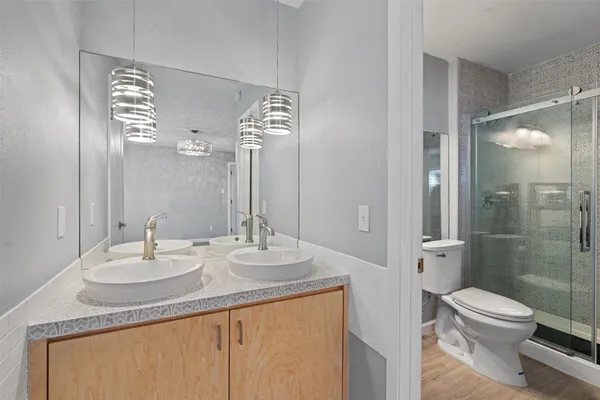 $1,999 | 2008 Voltaire Drive, Austin, TX 78752