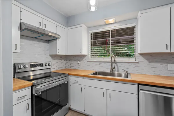 $1,999 | 2008 Voltaire Drive, Austin, TX 78752