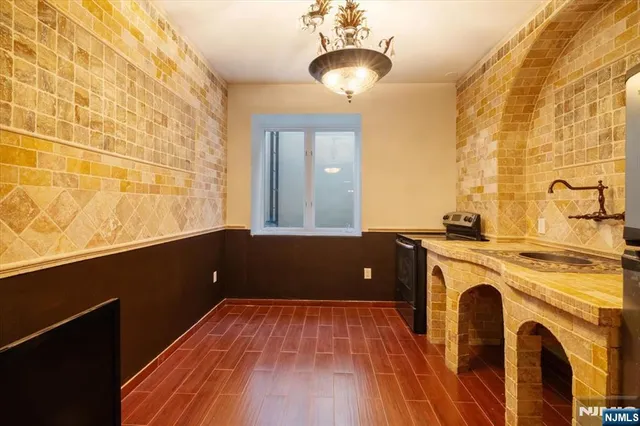 $3,650,000 | 46 Jean Drive, Englewood Cliffs, NJ 07632