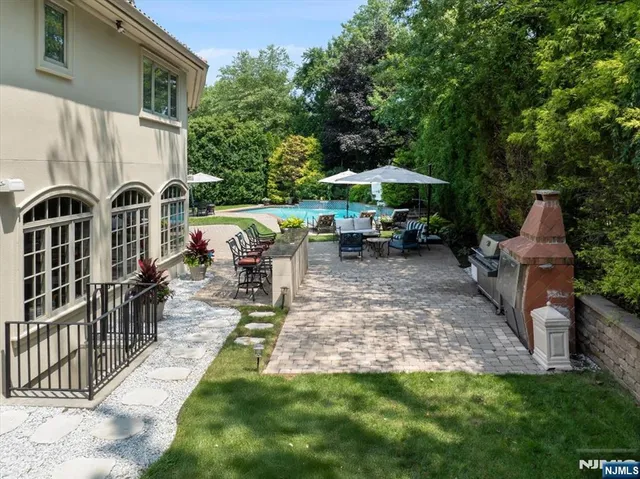 $3,650,000 | 46 Jean Drive, Englewood Cliffs, NJ 07632