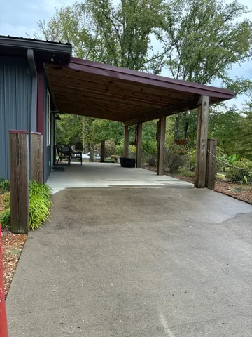 $400,000 | 3830 Birdsong Road, Camden, TN 38320