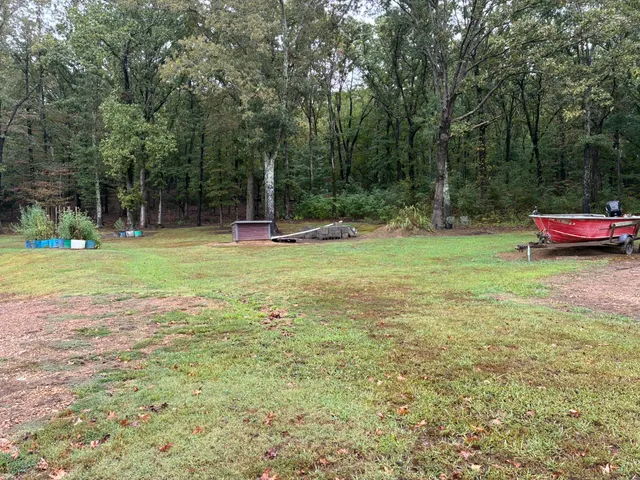 $400,000 | 3830 Birdsong Road, Camden, TN 38320