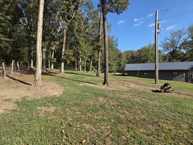 $400,000 | 3830 Birdsong Road, Camden, TN 38320