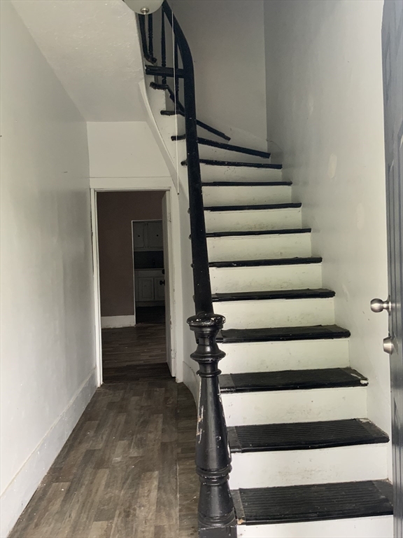 59 King Street Springfield, MA 01109 - Photo 8 of 21