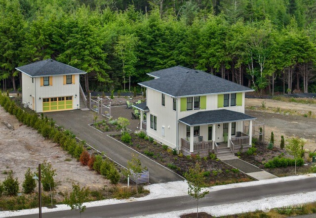 36 Easthaven Street Pacific Beach, WA 98571 - Photo 2 of 33