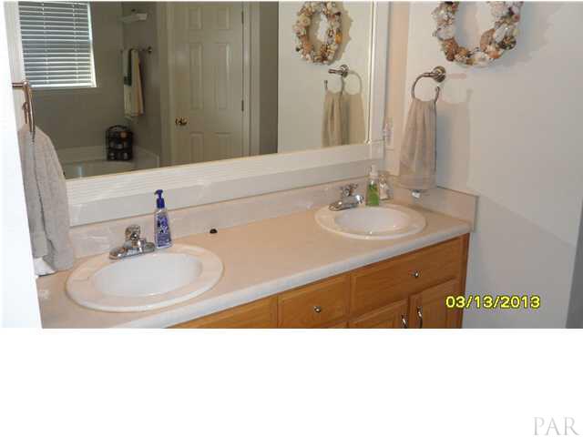 7417 Woodside Road Pensacola, FL 32526 - Photo 17 of 25 HIS AND HERS SINKS