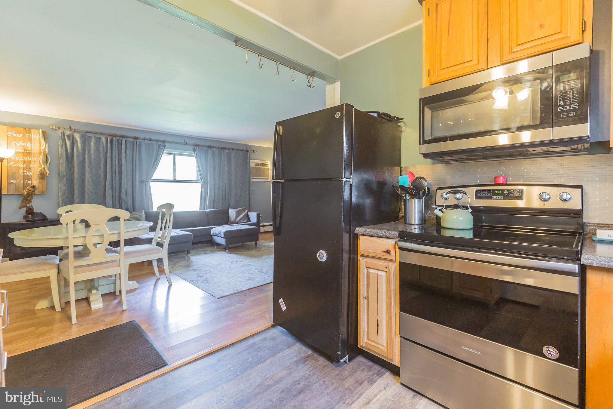 23 Ravine Lane Levittown, PA 19055 - Photo 11 of 30 Gallery Image 11