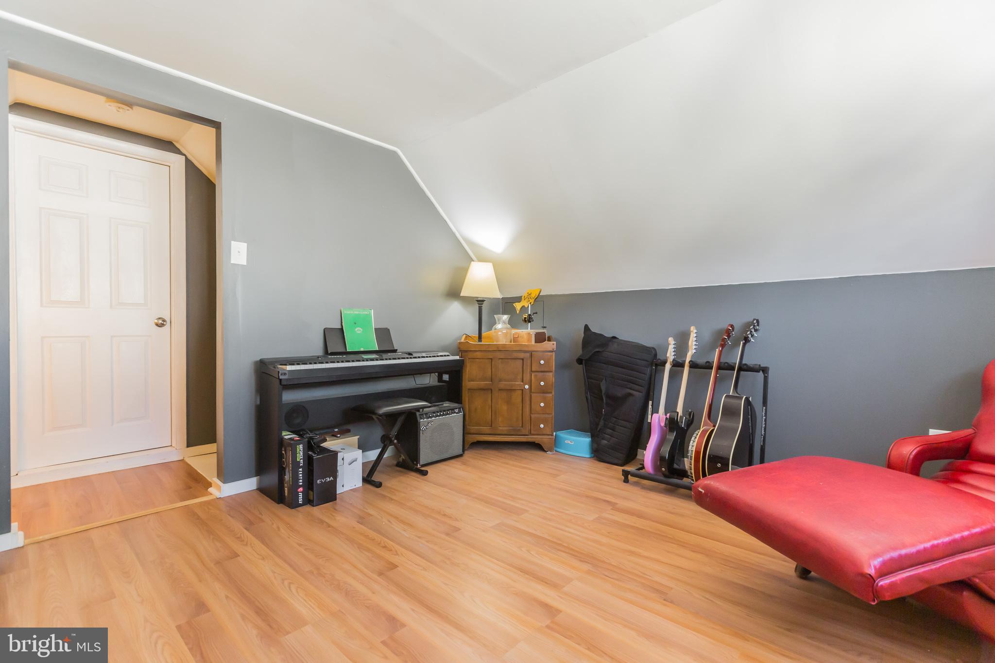 23 Ravine Lane Levittown, PA 19055 - Photo 21 of 30 Gallery Image 21