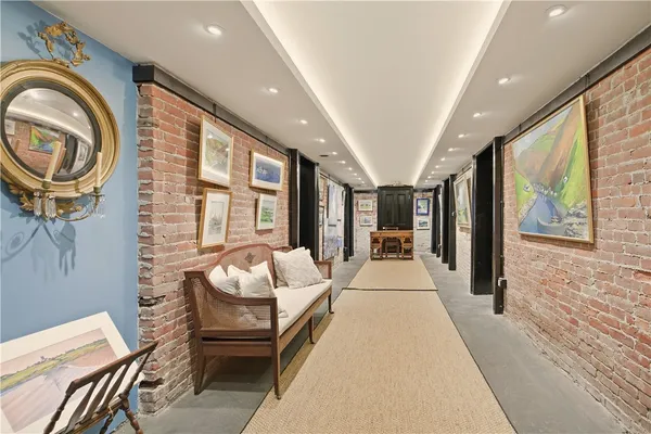 $3,400,000 | 1 Ichabod Lane, Middletown, RI 02842