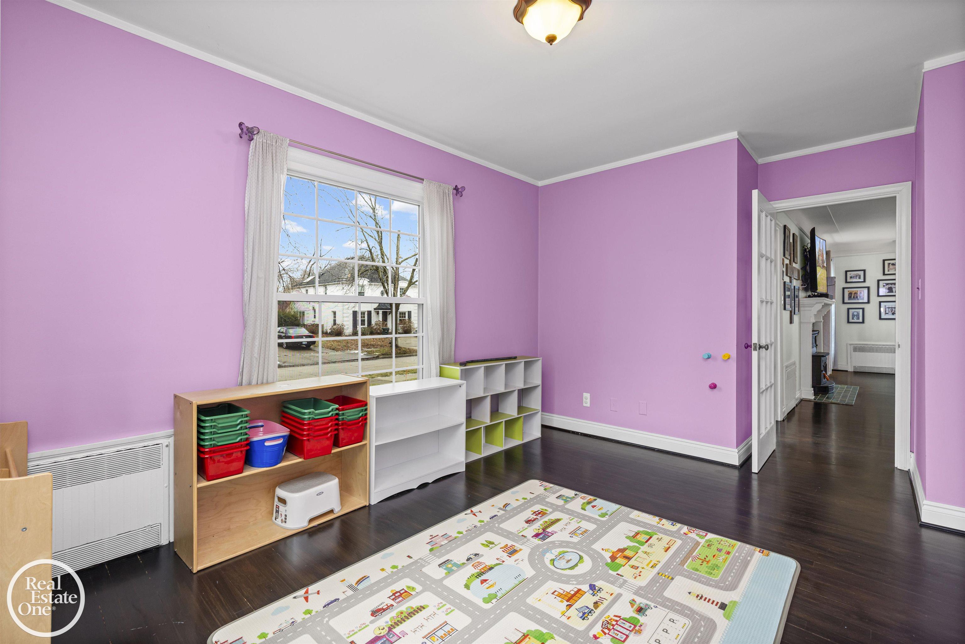 644 Hawthorne Road Grosse Pointe, MI 48236 - Photo 23 of 79 50197100-2ae87d01-fbd5-4088-9375-202907b8d039.JPG