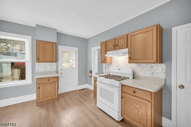 $1,800 | 12 Hillside Avenue, Rockaway, NJ 07866