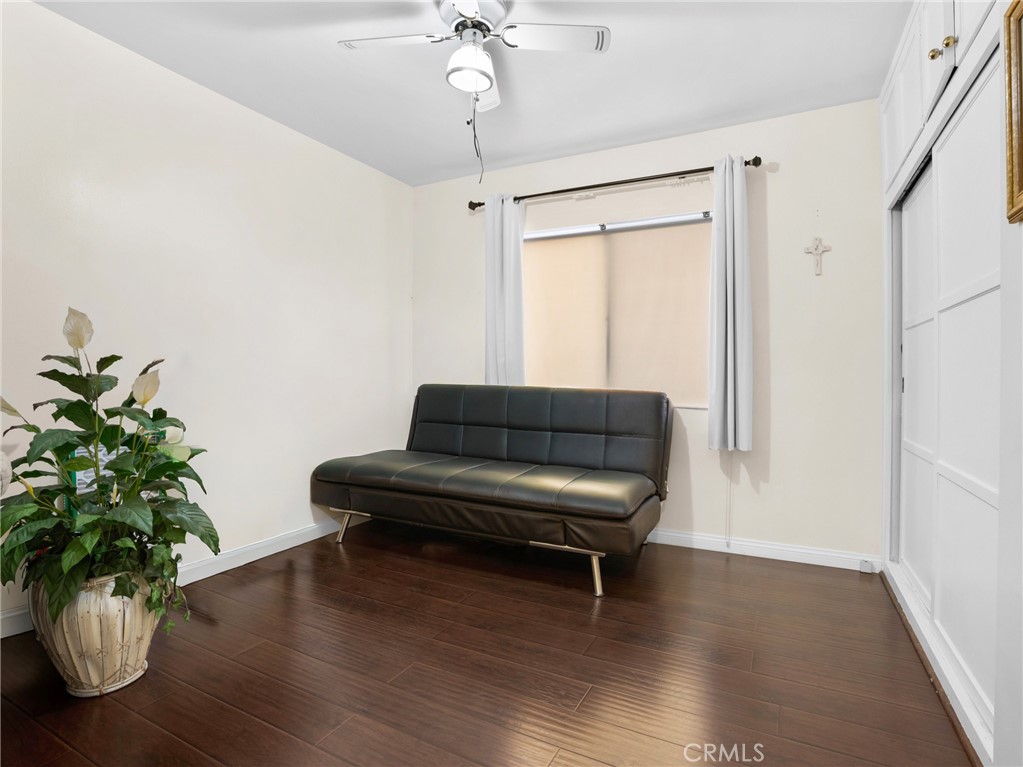 9708 Pomering Road Downey, CA 90240 - Photo 13 of 38