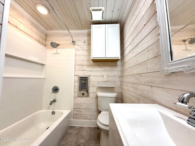 $209,900 | 522 East Canal Street, Picayune, MS 39466