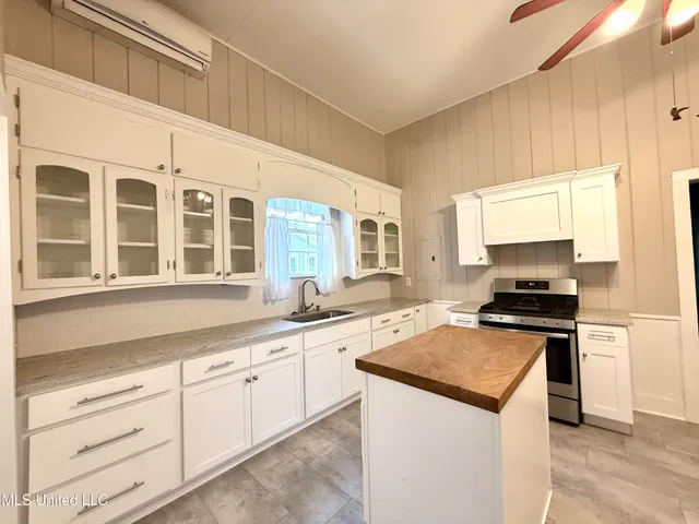 $209,900 | 522 East Canal Street, Picayune, MS 39466