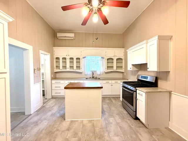 $209,900 | 522 East Canal Street, Picayune, MS 39466