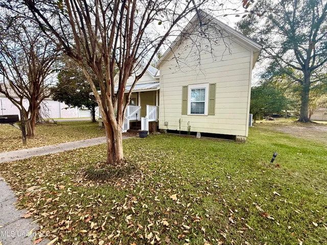 $209,900 | 522 East Canal Street, Picayune, MS 39466