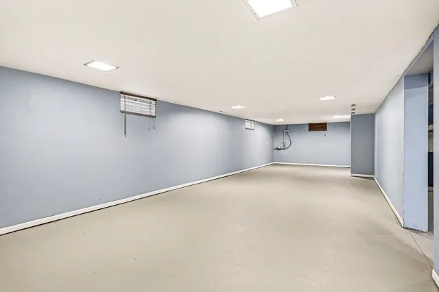 $269,900 | 144 Downey Drive, Benton Harbor, MI 49022