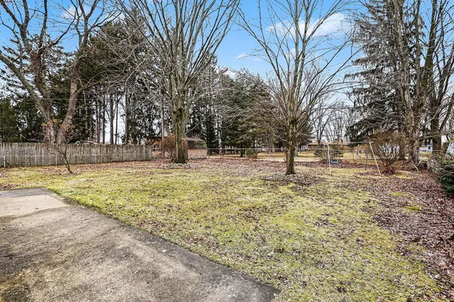 $269,900 | 144 Downey Drive, Benton Harbor, MI 49022