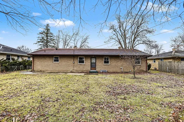 $269,900 | 144 Downey Drive, Benton Harbor, MI 49022