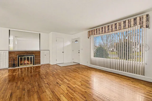 $269,900 | 144 Downey Drive, Benton Harbor, MI 49022