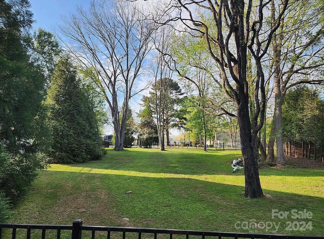 5189 Sapp Circle Clover, SC 29710 - Photo 2 of 18