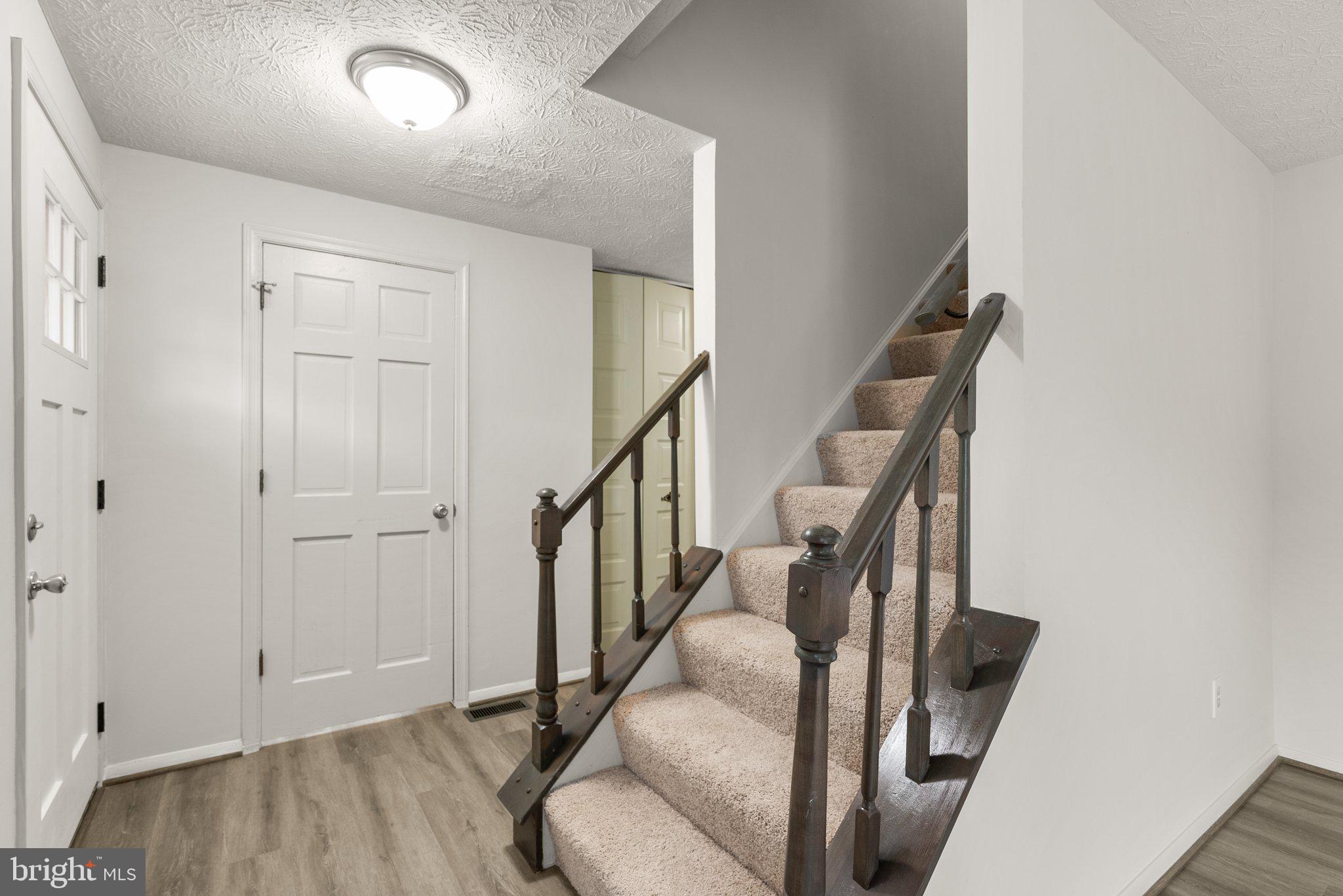 1280 Windmill Lane Silver Spring, MD 20905 - Photo 5 of 53