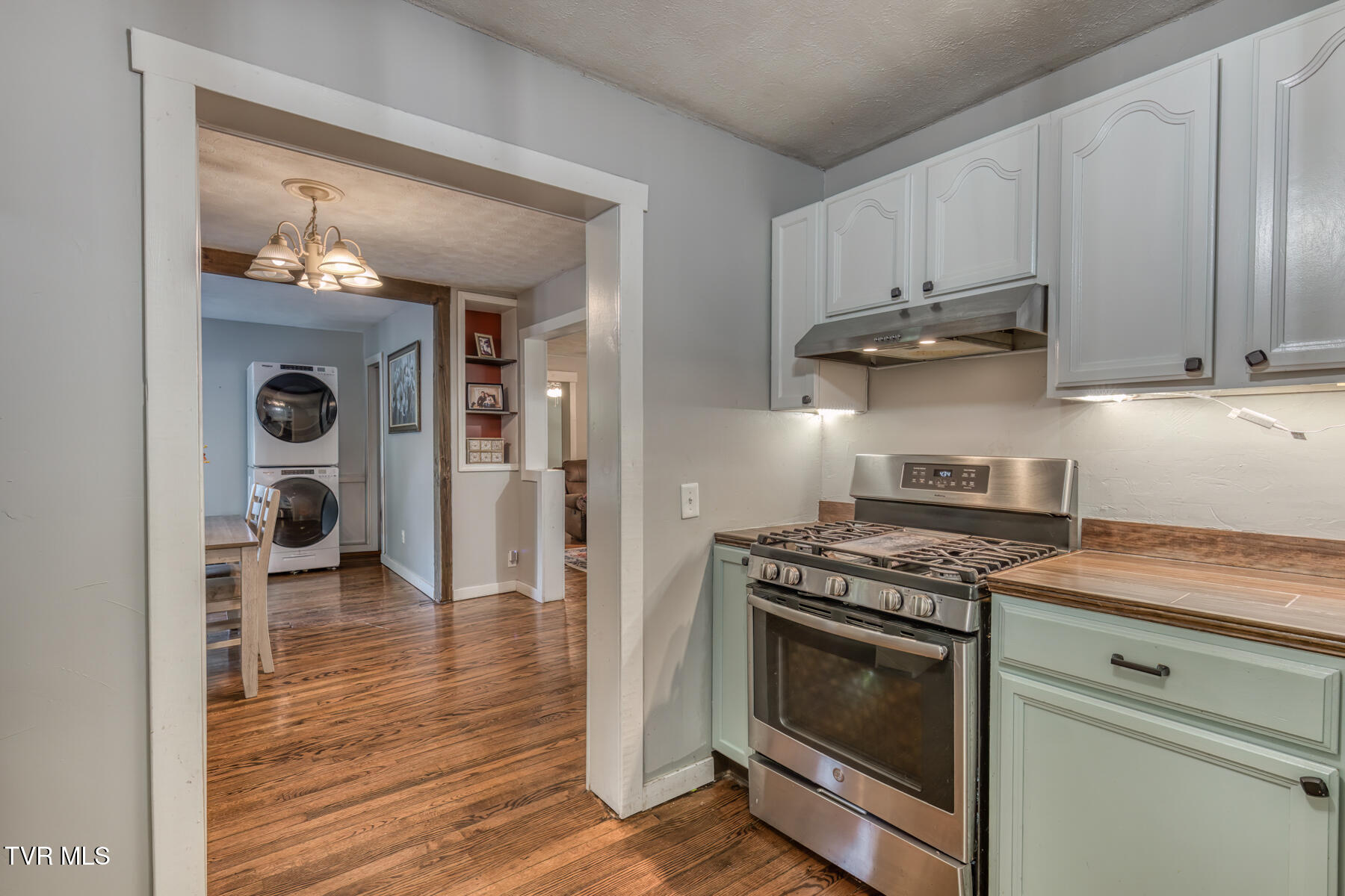 301 Polly Erwin Road Erwin, TN 37650 - Photo 12 of 39 301 Polly Erwin Rd-12