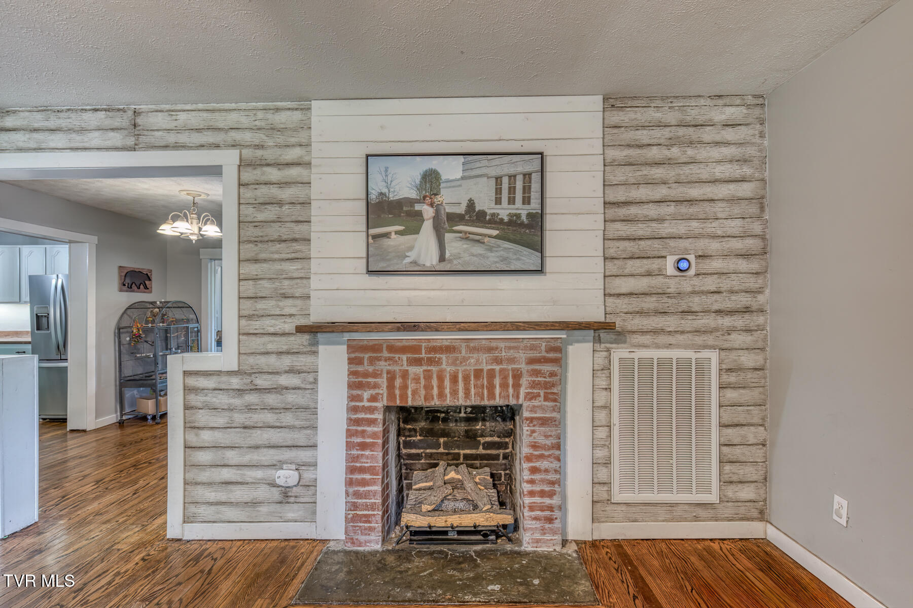 301 Polly Erwin Road Erwin, TN 37650 - Photo 15 of 39 301 Polly Erwin Rd-15