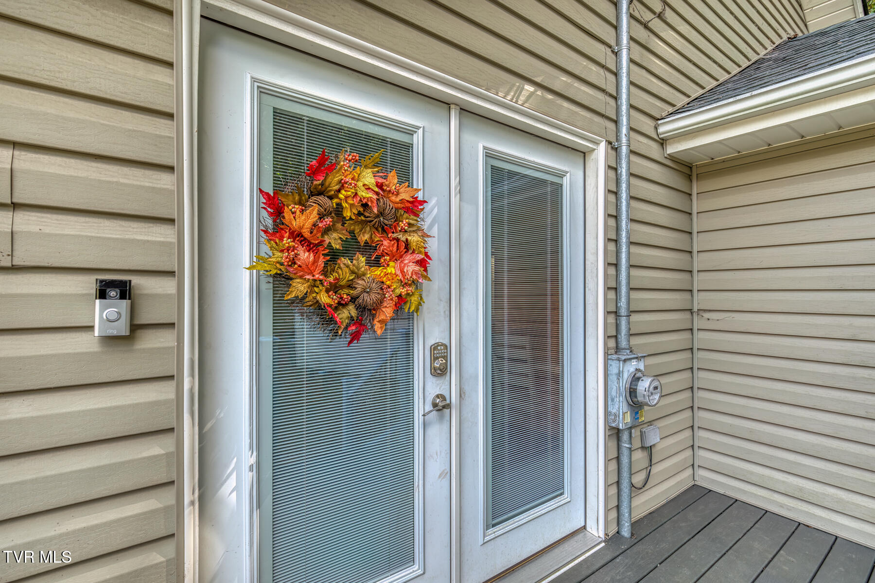 301 Polly Erwin Road Erwin, TN 37650 - Photo 4 of 39 301 Polly Erwin Rd-4