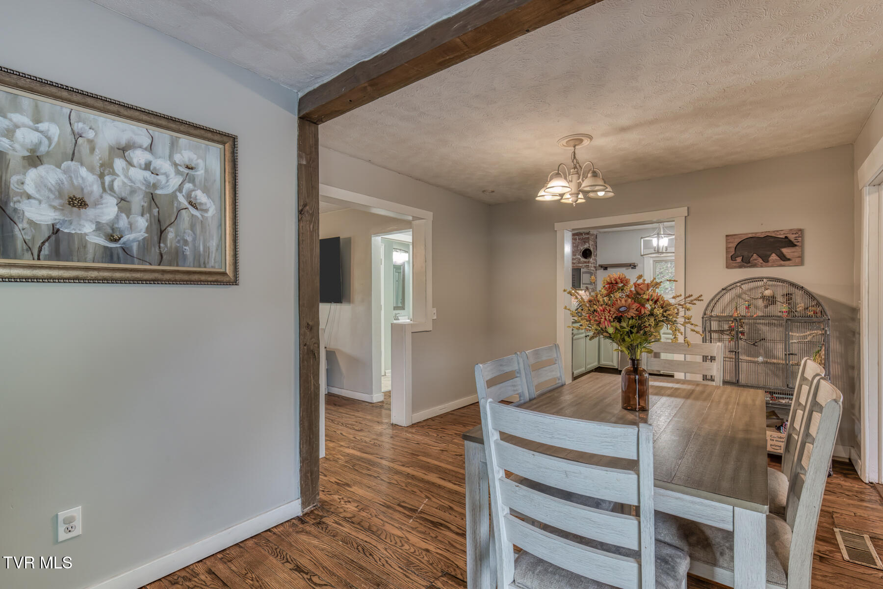 301 Polly Erwin Road Erwin, TN 37650 - Photo 5 of 39 301 Polly Erwin Rd-5