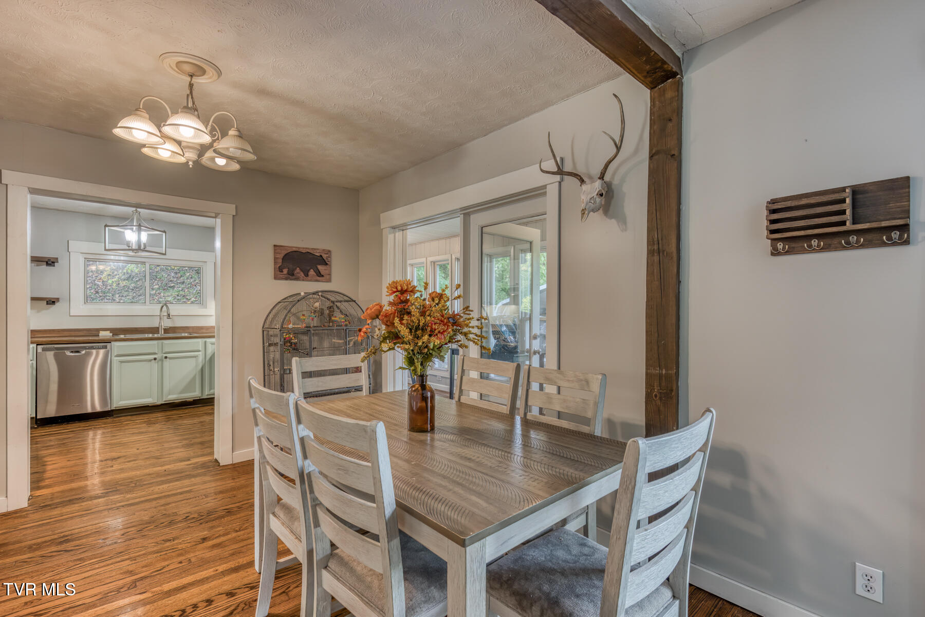 301 Polly Erwin Road Erwin, TN 37650 - Photo 6 of 39 301 Polly Erwin Rd-6