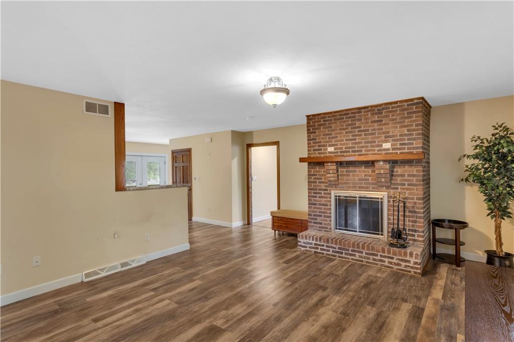 1225 Mercer Road Ellwood City, PA 16117 - Photo 3 of 36 VIDEO