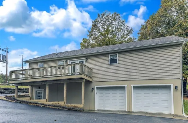 $275,000 | 1225 Mercer Road, Ellwood City, PA 16117